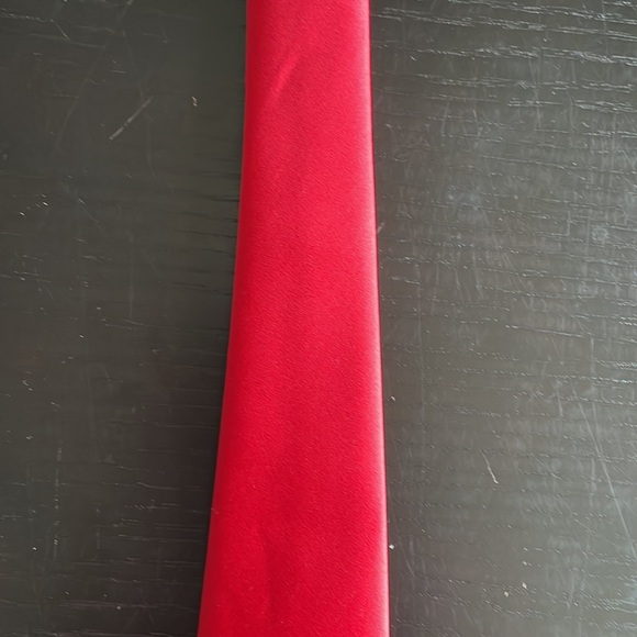 Tie - red - Picture 4 of 6